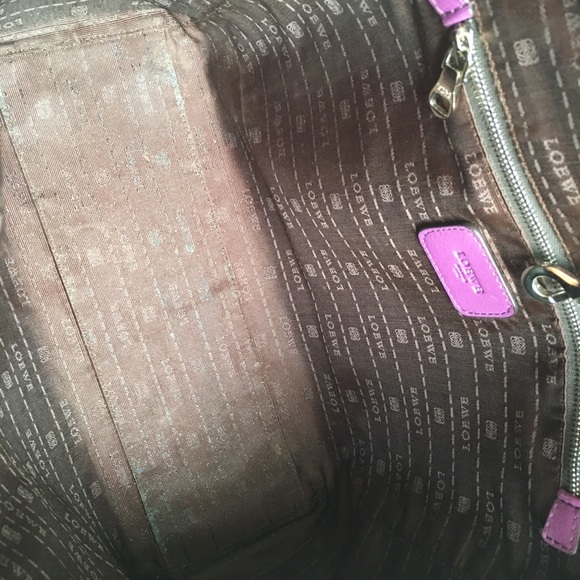 Loewe Calfskin Heritage Tote - Picture 6 of 16